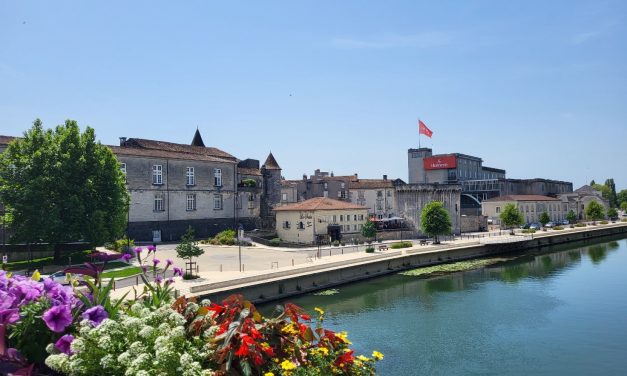 Cognac, una perla nella vallata della Charente