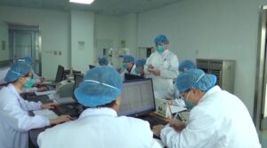 tritone, medici anti Covid in Cina