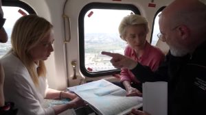 Von ver Leyen, Giorgia Meloni e Ursula von der Leyen