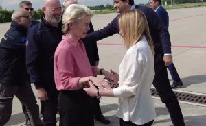Von der Leyen, Ursula von der Leyen e Giorgia Meloni visitano le zone alluvionate della Romagna